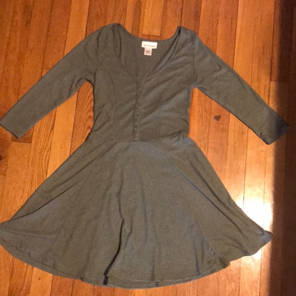 Belle Du Jour Dresses & Skirts - Forest Green dress with sleeves .